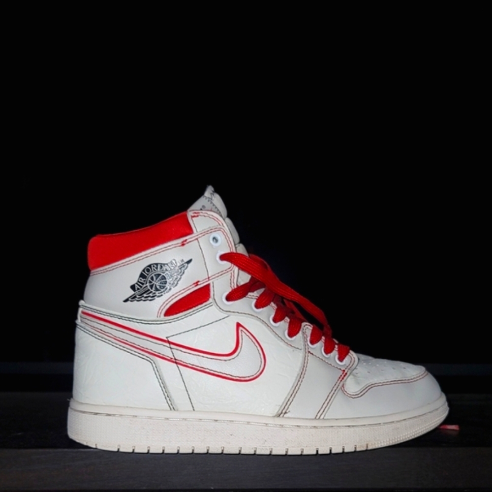 Nike High-Top Sneakers in White and Red